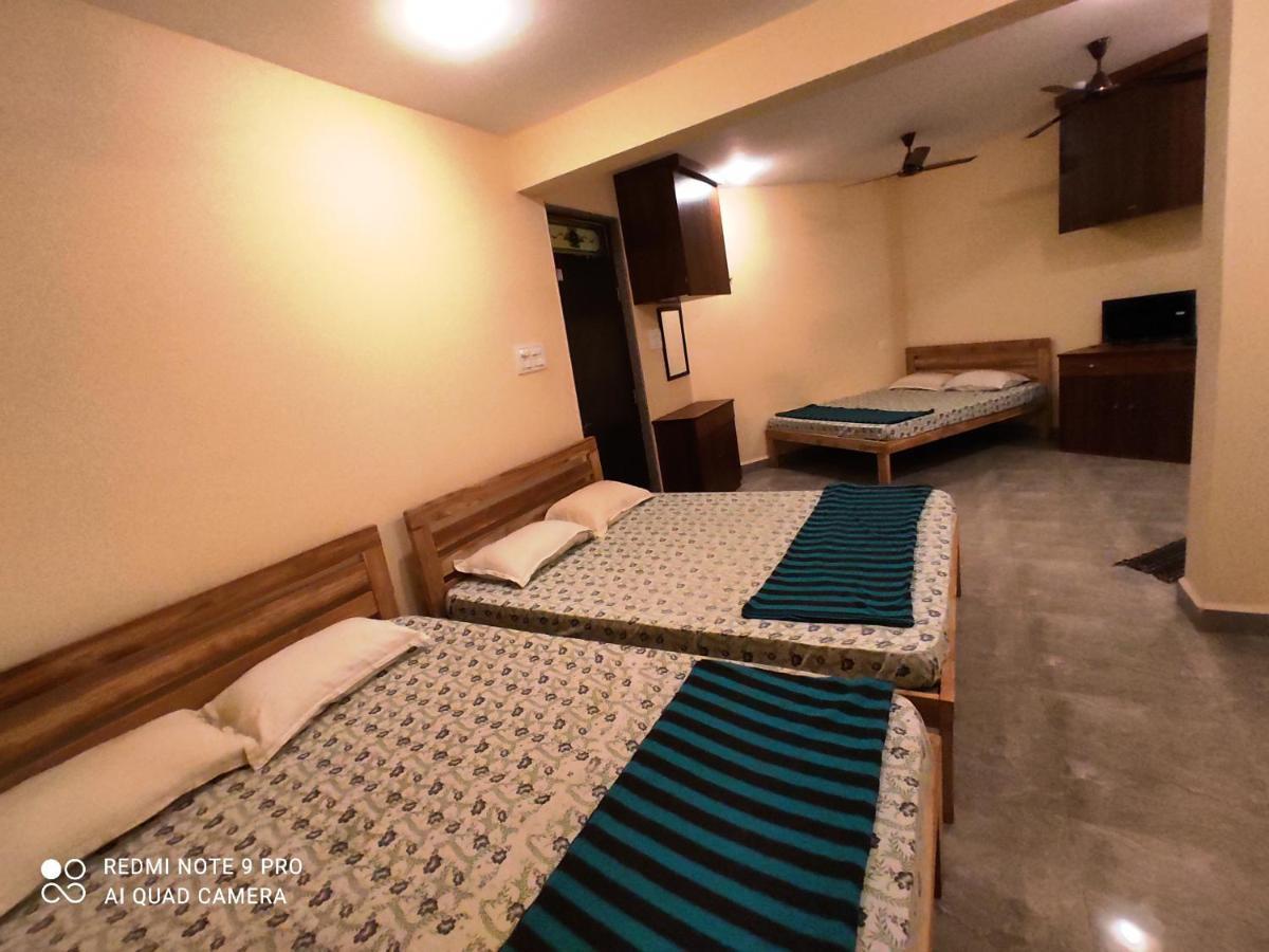 Godwill Kimo Guest House Seraulim Madgaon Exteriör bild
