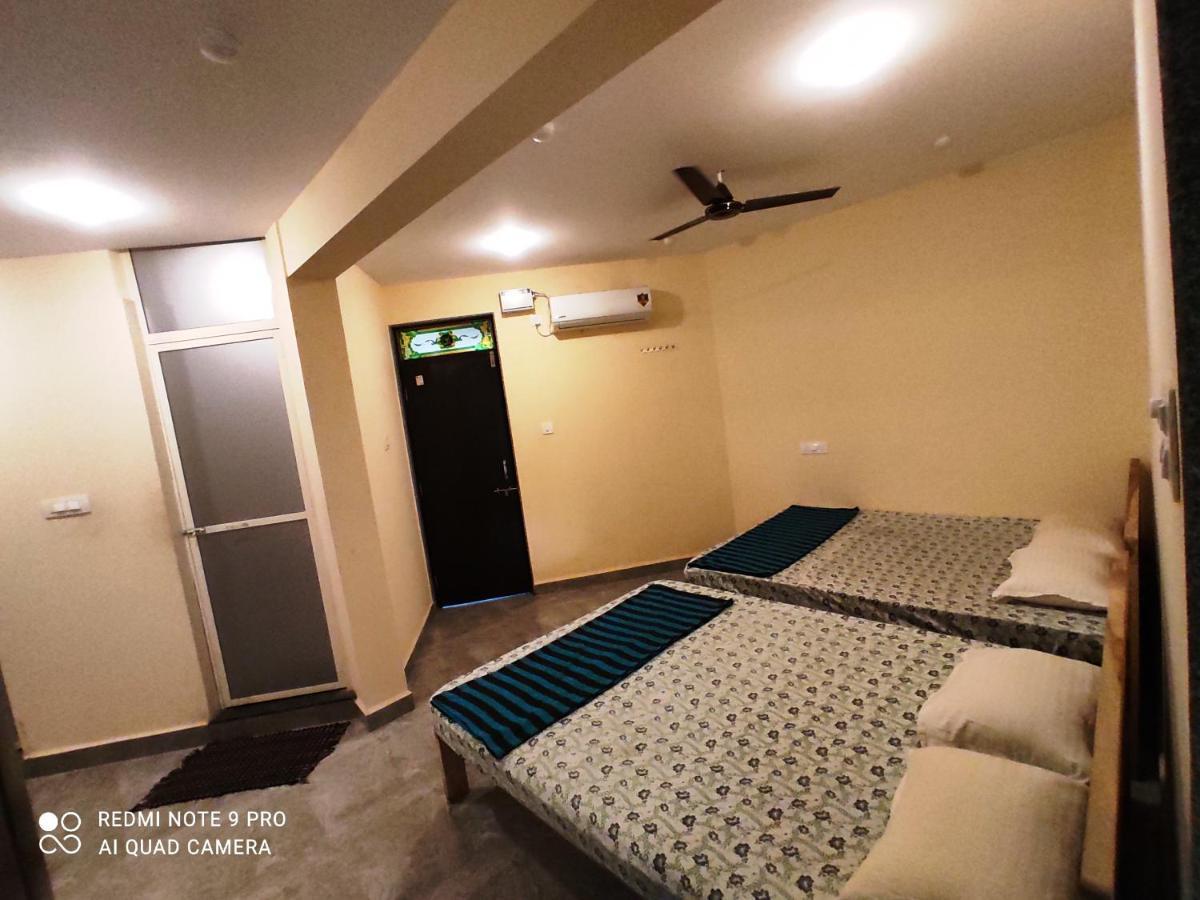 Godwill Kimo Guest House Seraulim Madgaon Exteriör bild