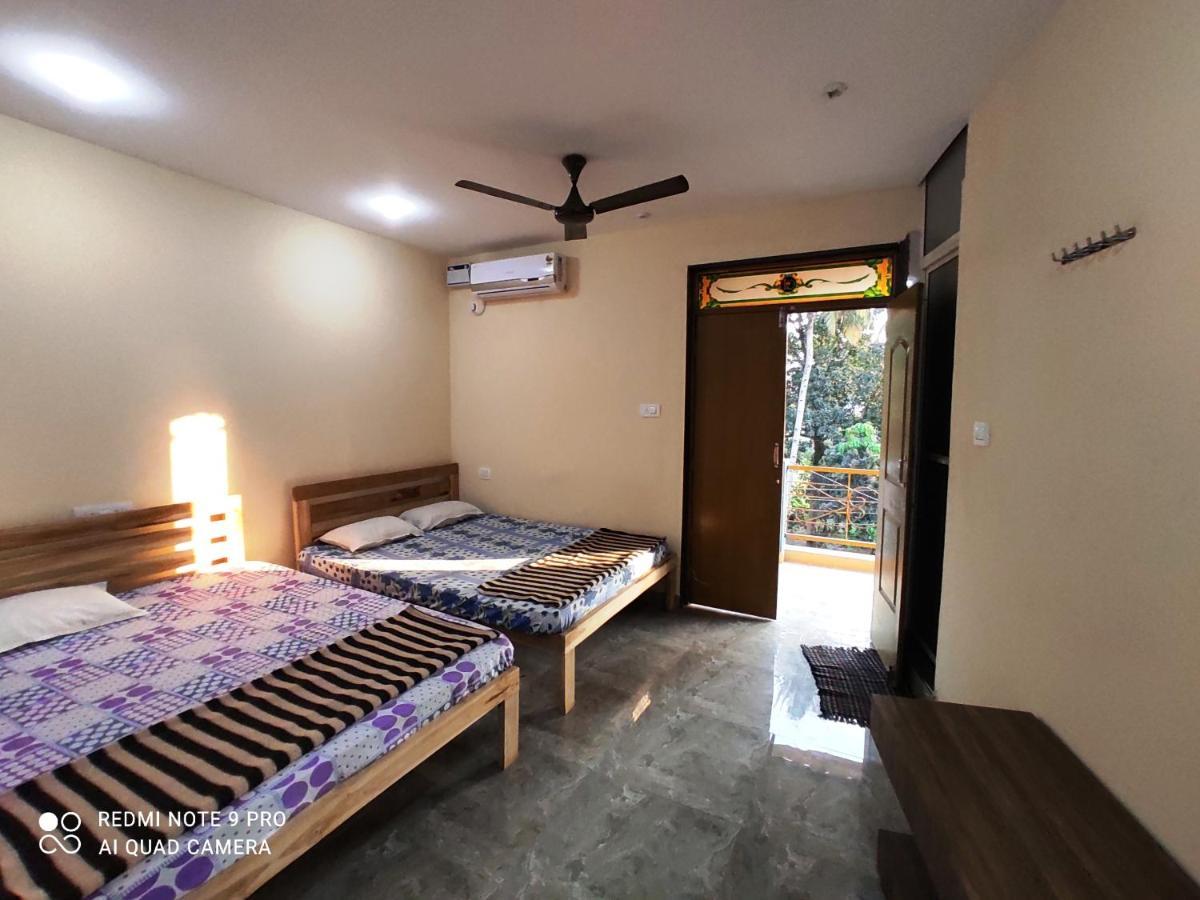 Godwill Kimo Guest House Seraulim Madgaon Exteriör bild