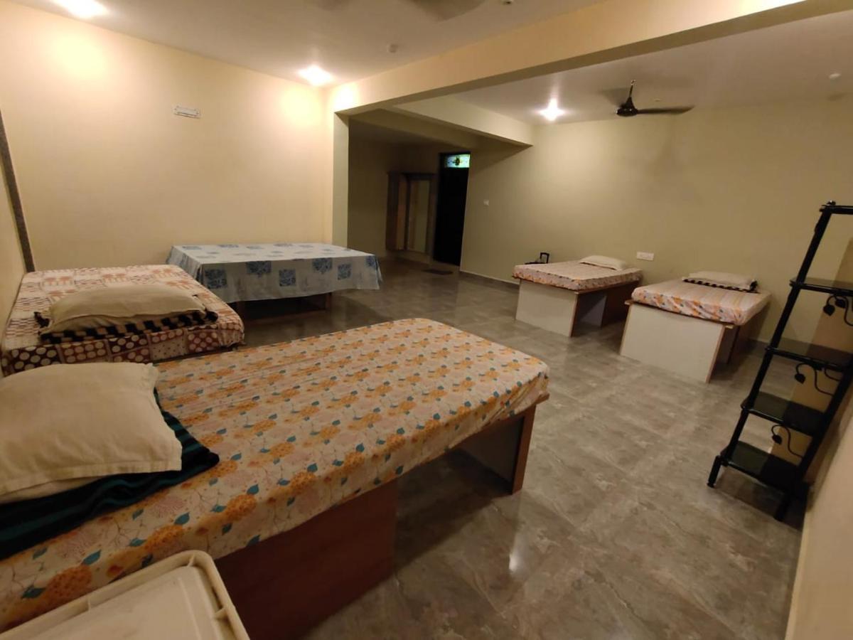 Godwill Kimo Guest House Seraulim Madgaon Exteriör bild