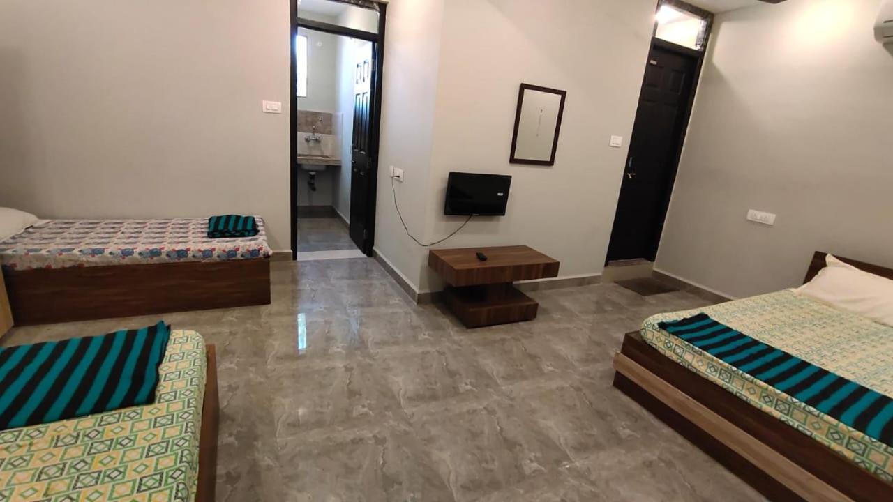 Godwill Kimo Guest House Seraulim Madgaon Exteriör bild