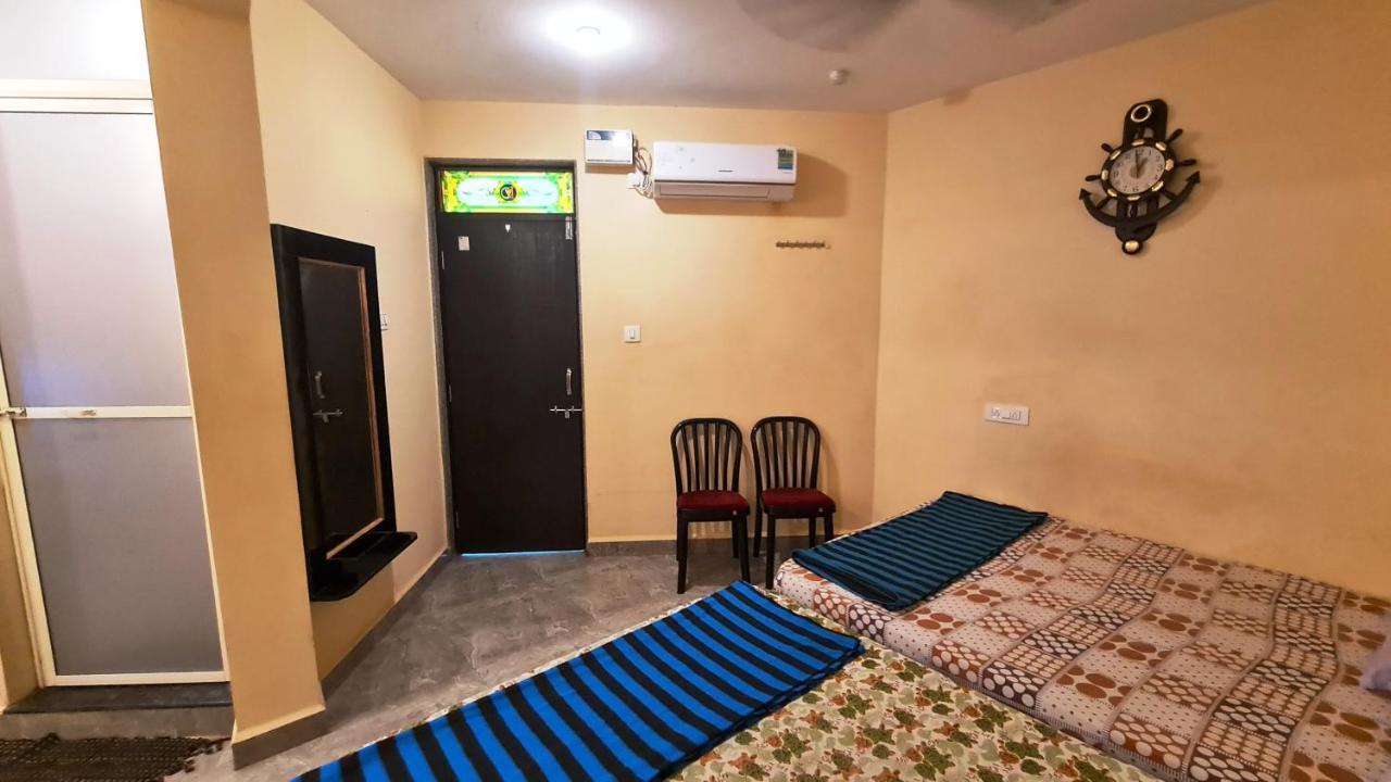 Godwill Kimo Guest House Seraulim Madgaon Exteriör bild