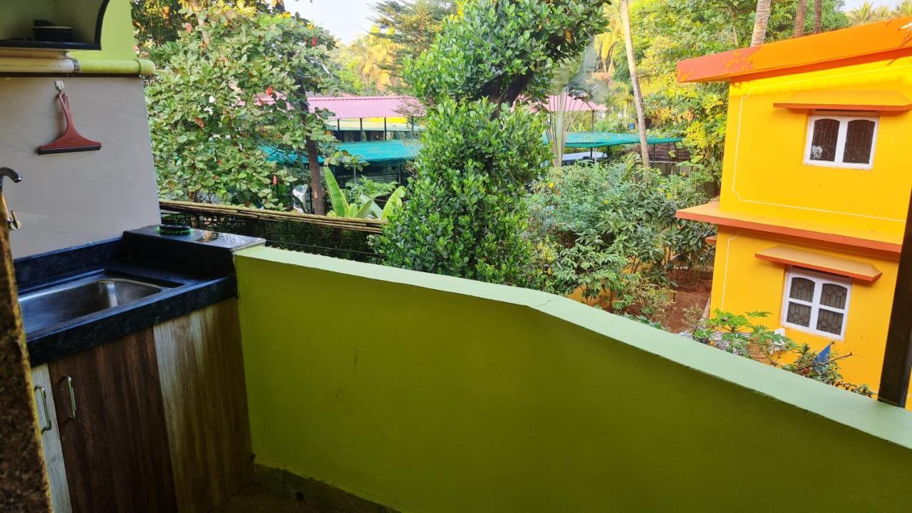 Godwill Kimo Guest House Seraulim Madgaon Exteriör bild
