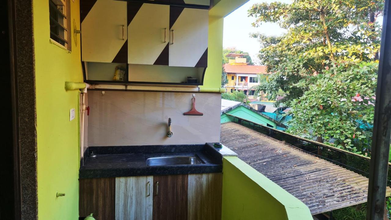 Godwill Kimo Guest House Seraulim Madgaon Exteriör bild